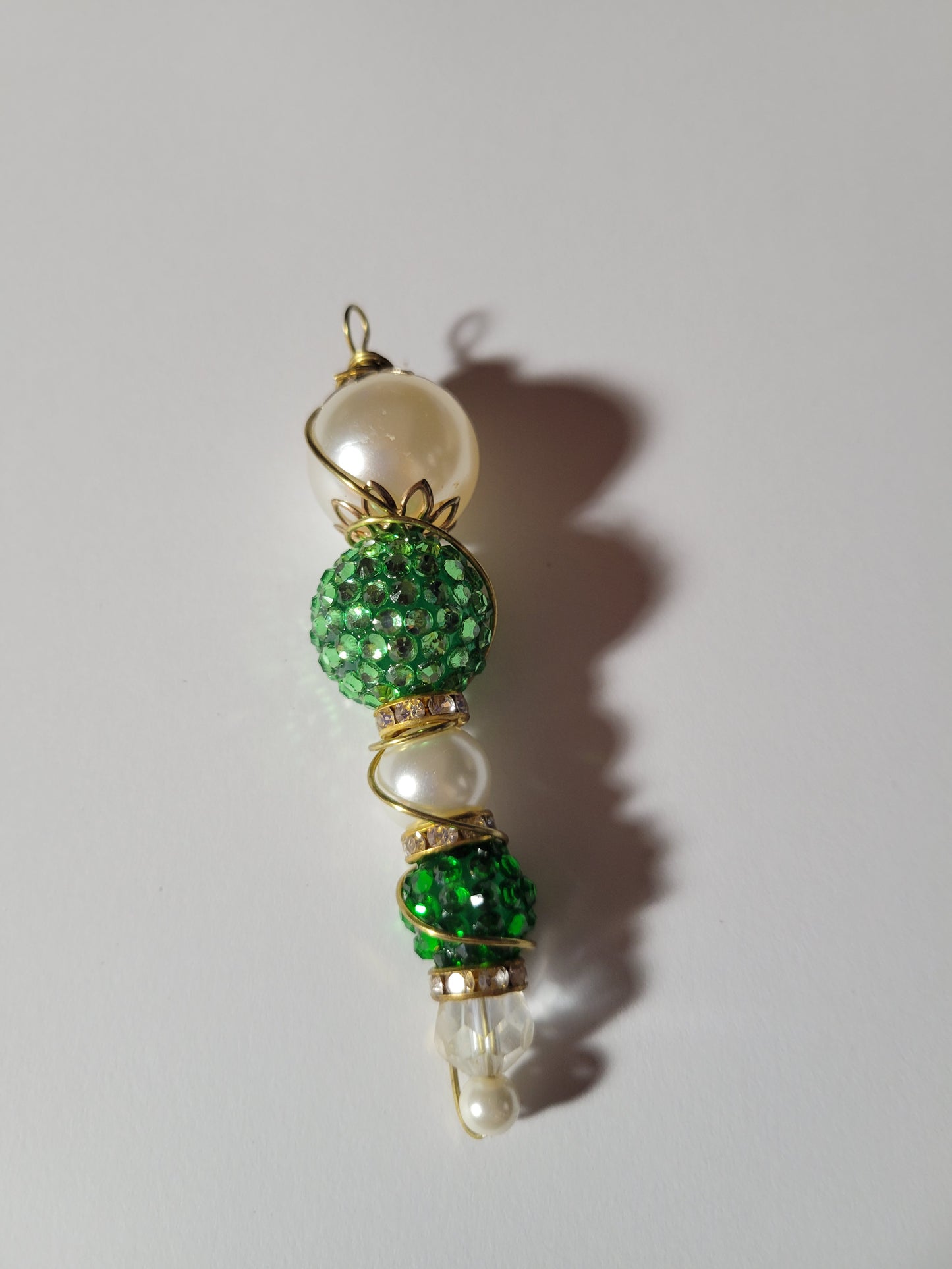 Green Beaded Ornament 0364