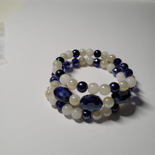 🎄 Blue Faceted Bracelet